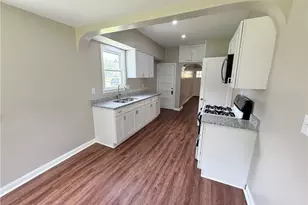 422 Glen Ave, Ellwood City, PA 16117 - Photo 9