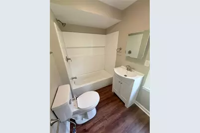 422 Glen Ave #1, Ellwood City, PA 16117 - Photo 15