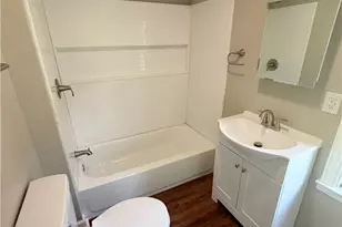 422 Glen Ave, Ellwood City, PA 16117 - Photo 15