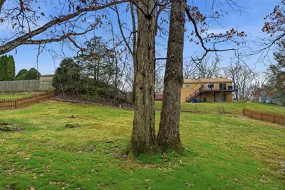 9917 E Moccasin Trl, Pittsburgh, PA 15090 - Photo 35