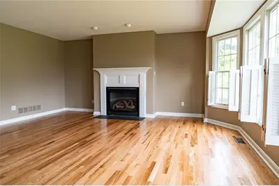 128 Cardinal Cir, Ohio Township, PA 15237 - Photo 7