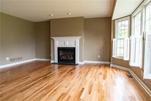 128 Cardinal Cir, Ohio Township, PA 15237 - Photo 7