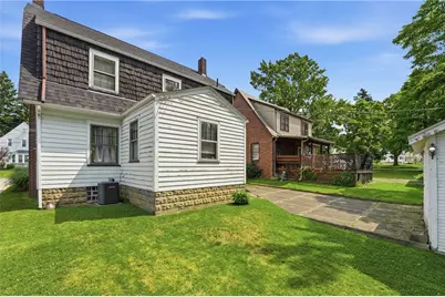 1272 Glenwood Dr, Sharon, PA 16146 - Photo 9