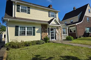 1008 Manor Rd, New Kensington, PA 15068 - Photo 3