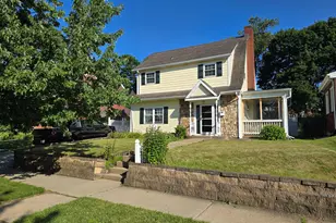 1008 Manor Rd, New Kensington, PA 15068 - Photo 1