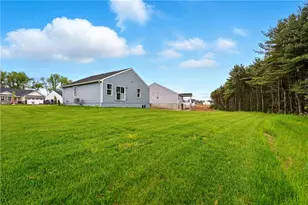 102 Bristlecone Ct, Buffalo Township, PA 16229 - Photo 3