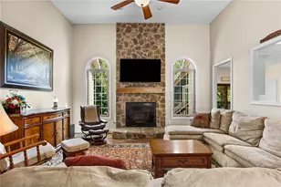 472 Spruce Ln, Houston, PA 15342 - Photo 17