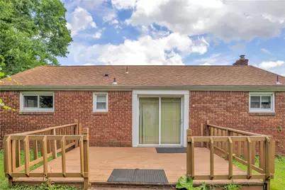 421 Orchard Dr, Pittsburgh, PA 15236 - Photo 21