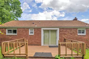 421 Orchard Dr, Pittsburgh, PA 15236 - Photo 21