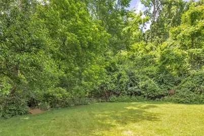 421 Orchard Dr, Pittsburgh, PA 15236 - Photo 27