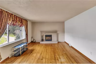 421 Orchard Dr, Pittsburgh, PA 15236 - Photo 5