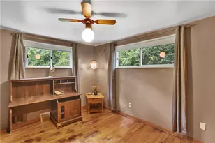 421 Orchard Dr, Pittsburgh, PA 15236 - Photo 15