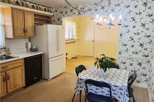 616 Maple St, Jeannette, PA 15644 - Photo 13