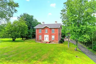 210 Tollgate Hill Rd, Hempfield Township, PA 15601 - Photo 3