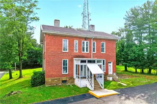 210 Tollgate Hill Rd, Hempfield Township, PA 15601 - Photo 7