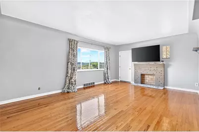 1300 Toman Avenue, Clairton, PA 15025 - Photo 9