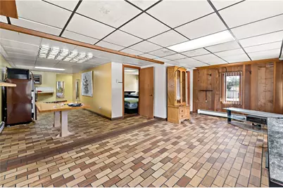 1517 Lysle Blvd, McKeesport, PA 15132 - Photo 9