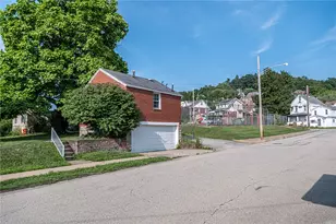 302 Edgewood Ave, Trafford, PA 15085 - Photo 29