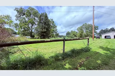 2307 Princeton Rd, Slippery Rock, PA 16101 - Photo 3