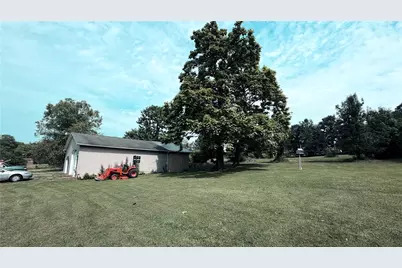 2307 Princeton Rd, Slippery Rock, PA 16101 - Photo 27