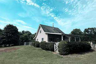 2307 Princeton Rd, Slippery Rock, PA 16101 - Photo 1
