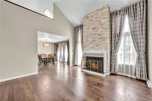3 Wellington Woods Dr, Ross Twp, PA 15229 - Photo 5