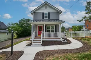 1536 Marshall Rd, Monaca, PA 15061 - Photo 1