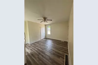 859 Lincoln Ave, Charleroi Boro, PA 15022 - Photo 5