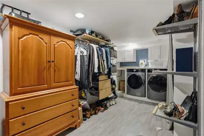 2407 Burham St, Pittsburgh, PA 15203 - Photo 27