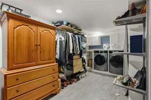 2407 Burham St, Pittsburgh, PA 15203 - Photo 27