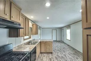 208 Cedar Ln, Middlesex Township, PA 16059 - Photo 9