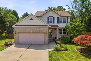 1611 Norman Dr, Pittsburgh, PA 15143 - Photo 1