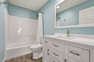 1611 Norman Dr, Pittsburgh, PA 15143 - Photo 35
