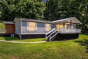 948 Duvall Rd, Fallowfield, PA 15022 - Photo 3