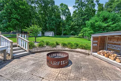 213 Ridge Rd, Center Township, PA 16001 - Photo 35