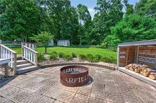 213 Ridge Rd, Center Township, PA 16001 - Photo 35