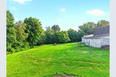924 Reservoir St, East Huntington, PA 15666 - Photo 5