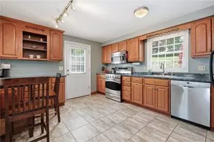 110 Cherrington Dr, Ross Twp, PA 15237 - Photo 9