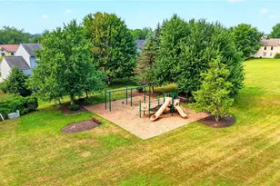 911 Sunset Cir, Cranberry Township, PA 16066 - Photo 39