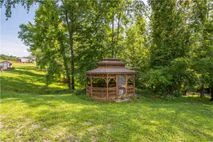 185 Dutch Glory Rd, West Bethlehem, PA 15311 - Photo 43