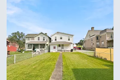226 E Fairview Ave, Connellsville, PA 15425 - Photo 3