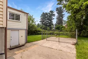 124 MacFarlane Dr, Pittsburgh, PA 15235 - Photo 25
