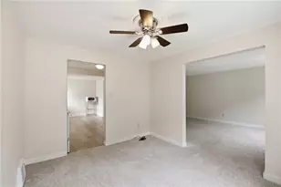 124 MacFarlane Dr, Pittsburgh, PA 15235 - Photo 7