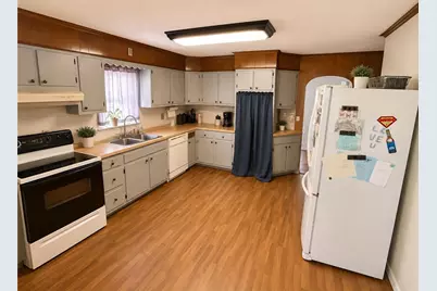 307 E Garfield Ave, New Castle, PA 16105 - Photo 3