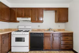 100 Duquesne Blvd, Pittsburgh, PA 15068 - Photo 9