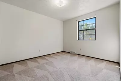 100 Duquesne Blvd, Pittsburgh, PA 15068 - Photo 15