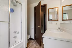 100 Duquesne Blvd, Pittsburgh, PA 15068 - Photo 17