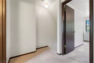 100 Duquesne Blvd, Pittsburgh, PA 15068 - Photo 11