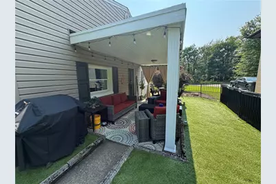 111 Oak Manor Drive, Harrison Township, PA 15065 - Photo 27