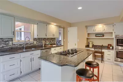 802 Birch Field Ct, Marshall, PA 15090 - Photo 9
